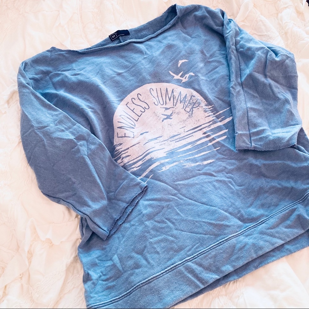 Gap Graphic Sweatshirt - Picture 2 of 4
